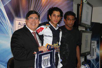 Leonardo Castro: "Llego a jugar en un club grande"