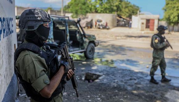 Las bandas criminales, que durante años han controlado los distritos más pobres de la capital haitiana, han extendido su poder a Puerto Príncipe. (Foto: imagen referencial Richard PIERRIN / AFP)