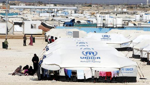 ONU: 55 mil sirios esperan cruzar la frontera con Jordania y Turquía