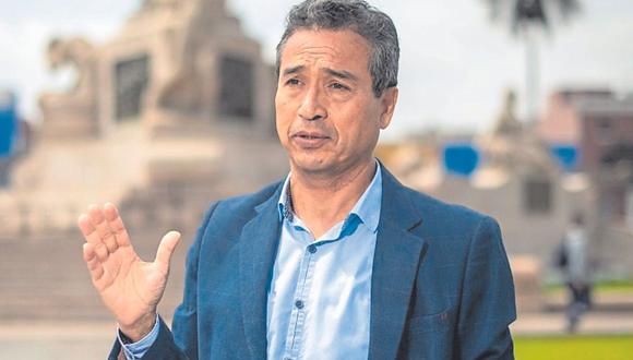 El político aseguró que el alcalde de Trujillo, Arturo Fernández, es la expresión del fracaso del liderazgo en la región. Asimismo, señaló que la gestión de César Acuña no tiene un horizonte.