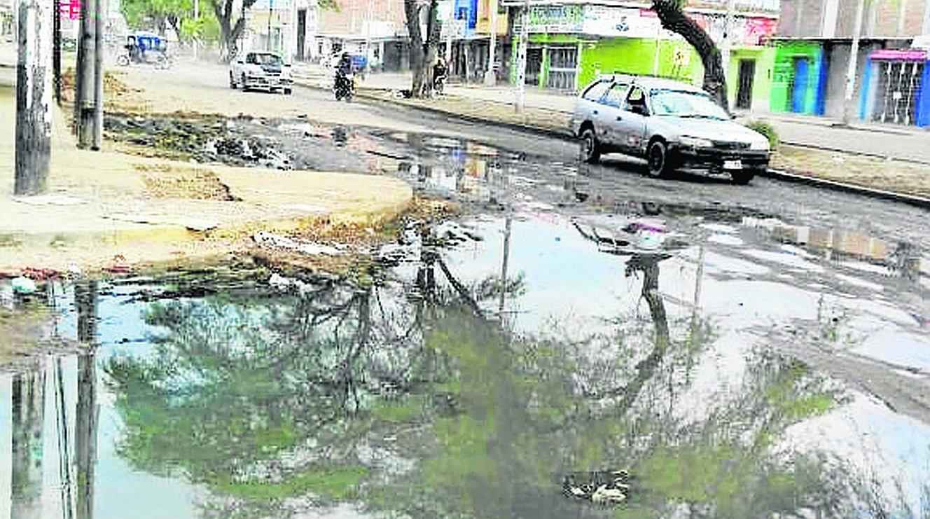 Sullana sufre por colapso de red de alcantarillado | EDICION | CORREO
