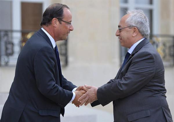 Consejo Nacional Sirio piensa formar "Gobierno de transición"