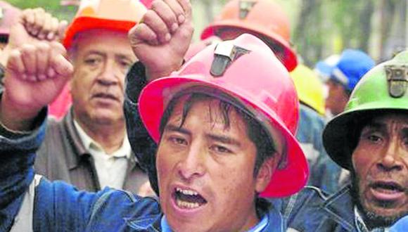 Obreros de Doe Run Perú marchan en Lima