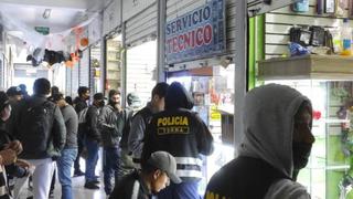 Arequipa: Detienen a vendedores de celulares de dudosa procedencia