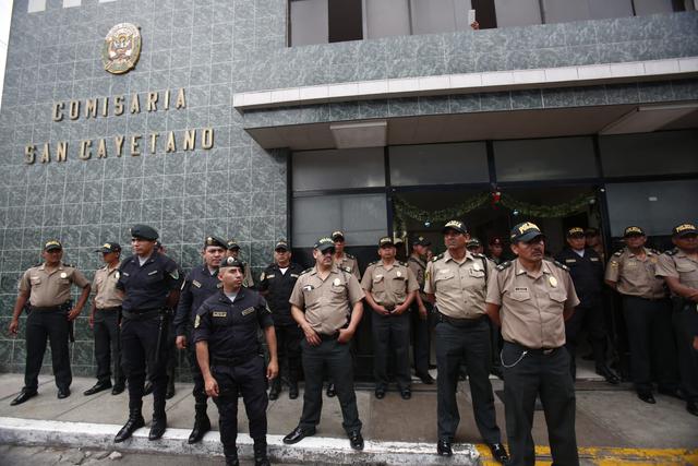 En tanto, el ministro del Interior, Carlos Morán, informó que se investigarán a los policías implicados en la demora para atender la emergencia reportada la madrugada del domingo. (Foto: Cesar Grados)