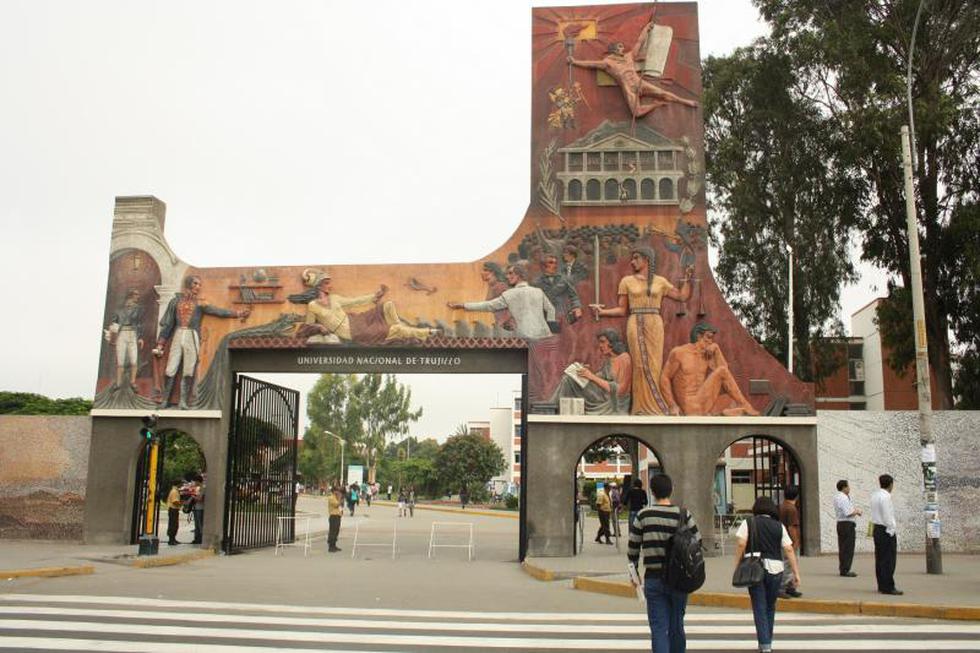 Inició el año académico en la UNT