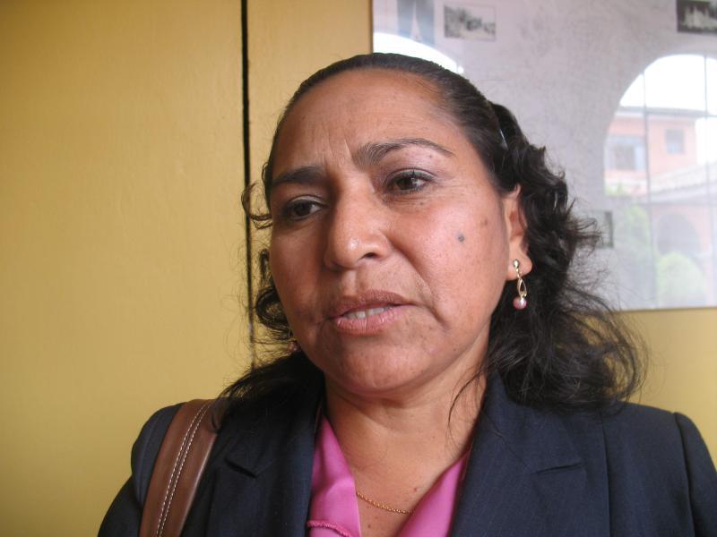 Alcaldesa gasta platal en viáticos