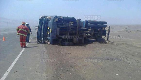 Arequipa: Volcadura de camión deja 2 muertos y 3 heridos en la vía a Caylloma