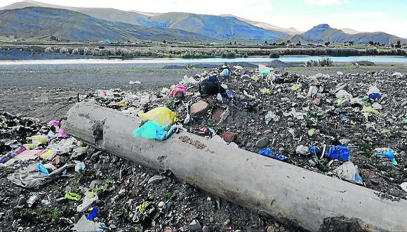 Juliaca: pobladores de Cabanillas rechazan relleno pero contaminan río 