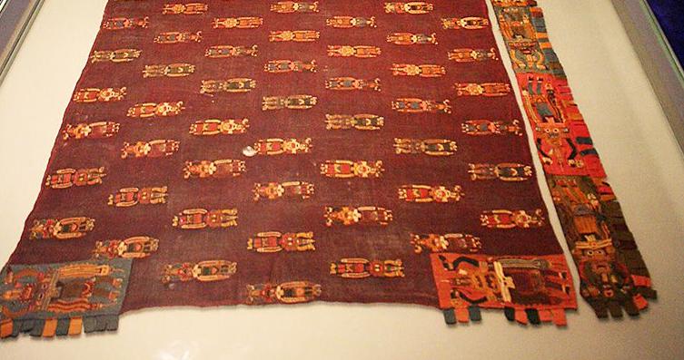 Suecia inició devolución de mantos Paracas a Perú