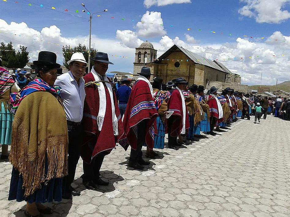 Tenientes gobernadores de la región asumen funciones en ceremonias