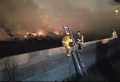 Bomberos sufren para apagar incendio cerca a Pantanos de Villa: “Tres hidrantes y no funcionan”