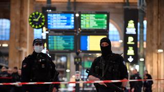Atentado en Francia: Hombre acuchilla a 6 personas en una estación de trenes de París
