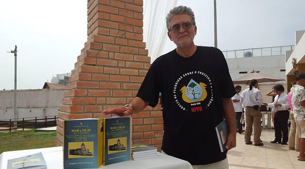 La Libertad: Presentan libro Mar y Olas-Rito y Deporte en Huanchaco 