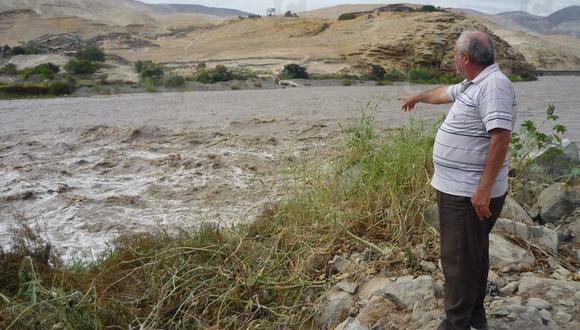 Senamhi advierte que caudal del río Camaná superó su capacidad y podría desbordarse