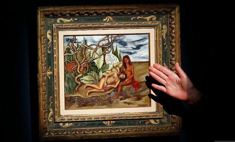 Cuadro de Frida Kahlo subastado en USD 8 millones, un récord 