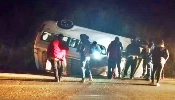 Accidente de tránsito ocurrió en el desvío Otuzco-Huamachuco. Los afectados fueron llevados al Hospital de Apoyo Otuzco. (Fotos: Prensa Libre Perú)