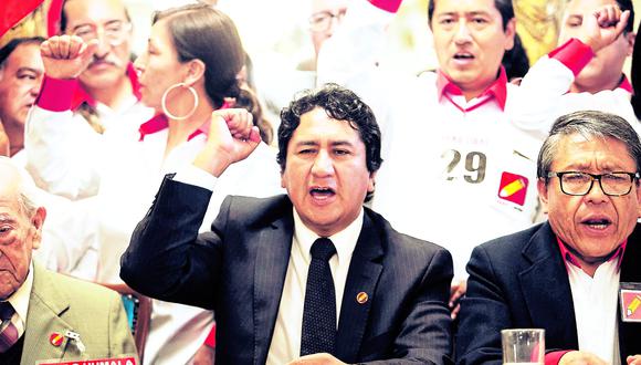 Vladimir Cerrón es investigado en relación con el financiamiento de Perú Libre por el fiscal Richard Rojas Gómez. (Foto: GEC)