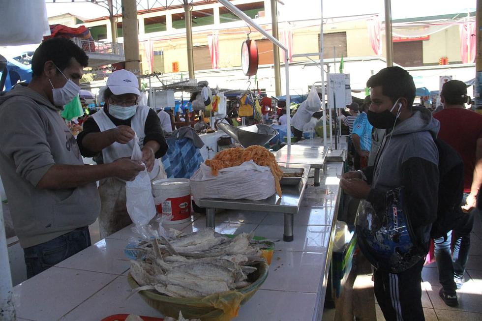 Descontrol en el mercado San Camilo por falta de serenos, policías (FOTOS)