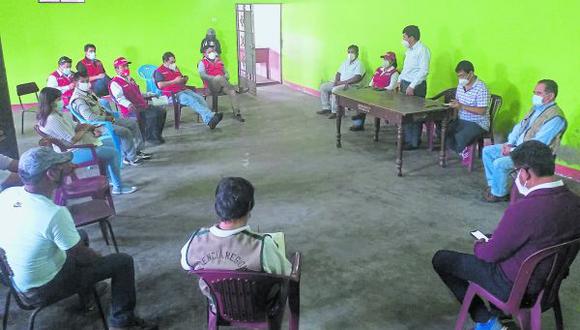 Mientras tanto, desde el Ejecutivo continúan con reuniones. Ayer estuvieron en la provincia de Virú con autoridades locales.