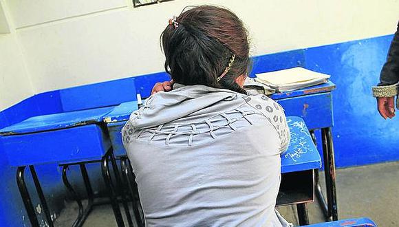 Arequipa: Fiscalía investiga a madrastra que torturó a niña con aguja