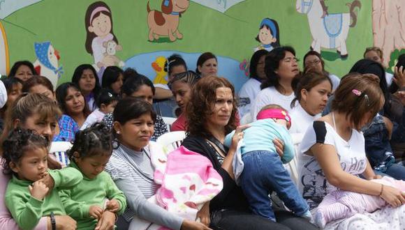 Más de 8 millones de madres peruanas celebran su día este domingo