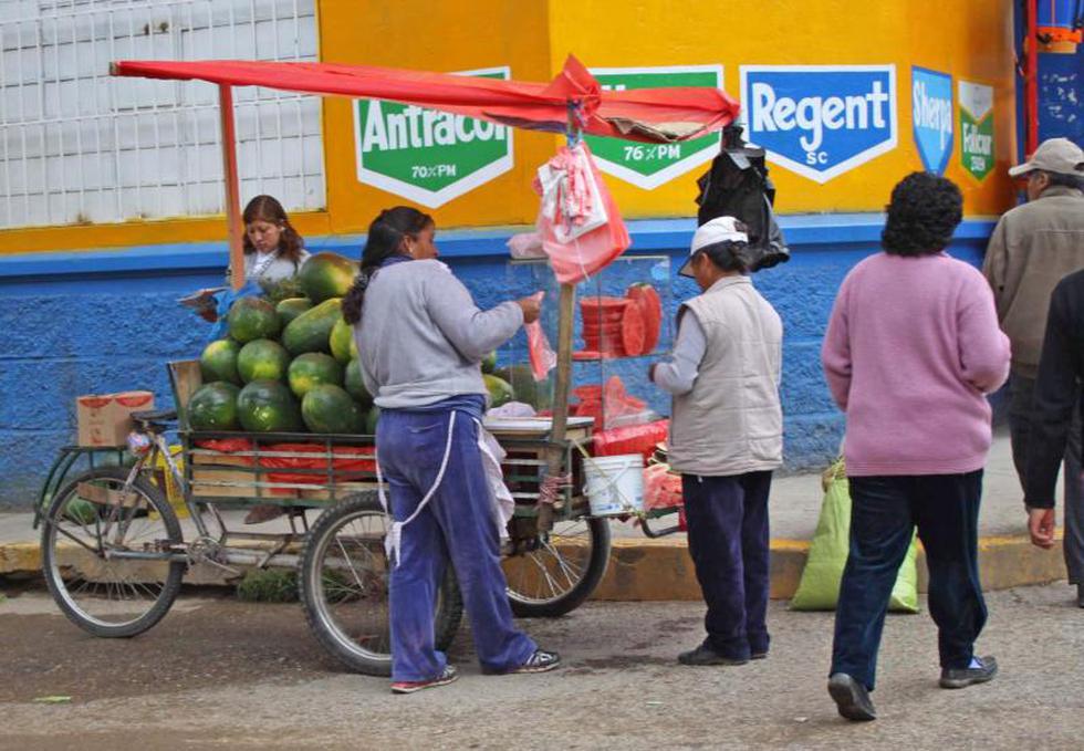 73% de comerciantes ambulantes de Huancayo son mujeres