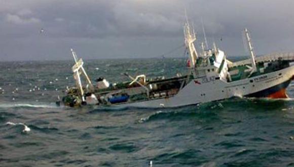 Filipinas: Dos muertos tras naufragio de una embarcación