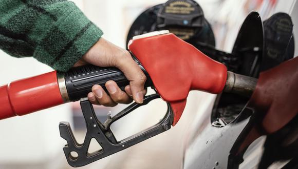 Encuentra en esta nota los precios más bajos de los combustibles como gasolinas, GLP (balón de gas doméstico), diésel, petróleo y gas natural vehicular (GNV) en los distritos de la capital.. (Foto: Freepik)