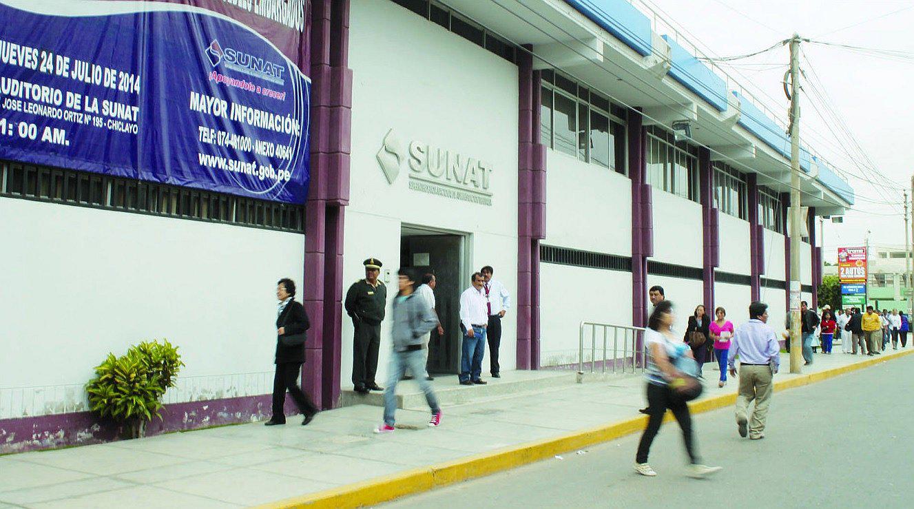 Procuraduría de Lavado de Activos pide S/ 7 millones de reparación civil contra Flores 