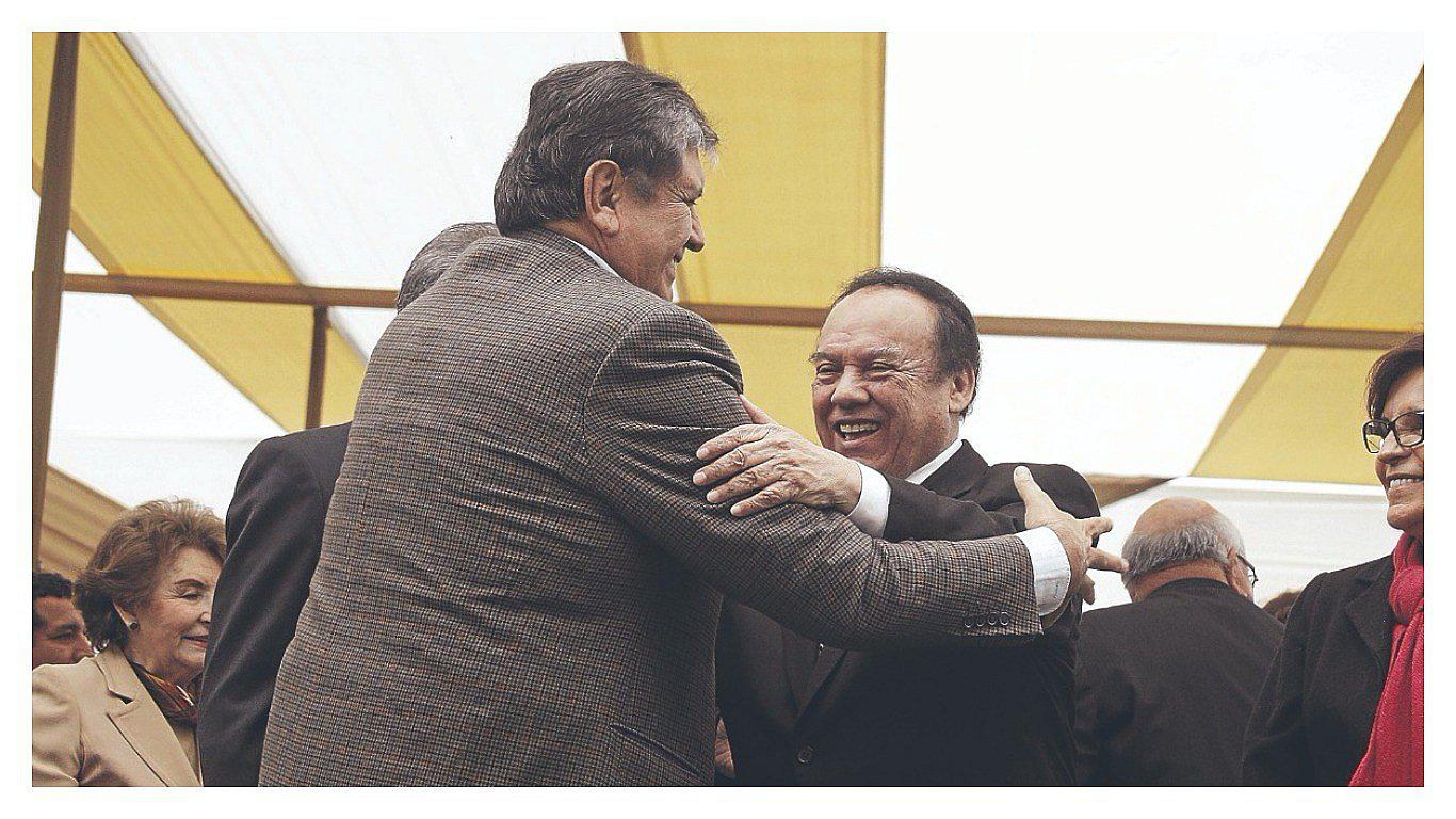 Alva Castro también recibió donación de Odebrecht en 1990