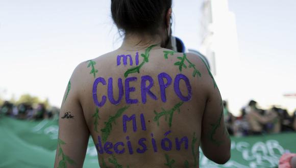 A contracorriente de EEUU, Chile incluye derecho al aborto en propuesta de nueva Constitución. (Foto: Pablo VERA / AFP)
