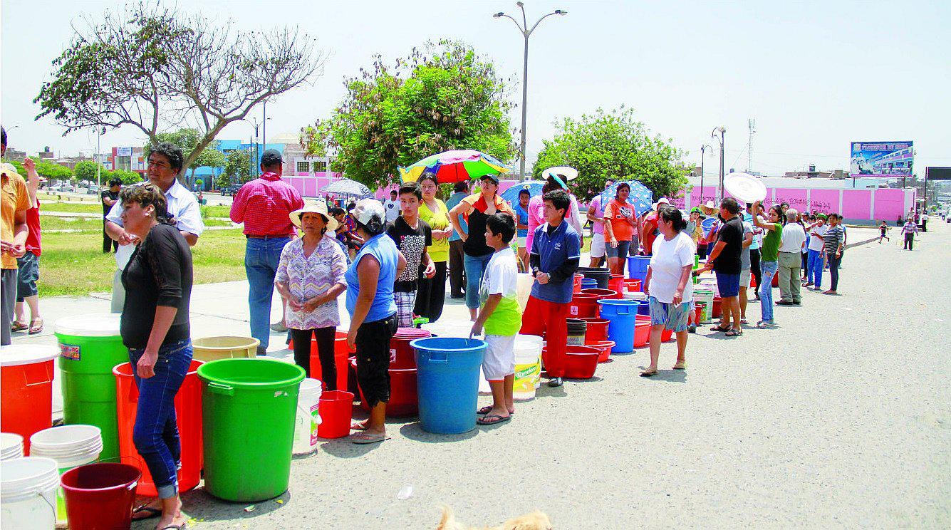 Sedalib y MPT serán denunciados por la falta de agua y la basura en Trujillo 