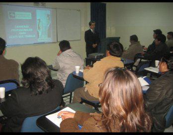 Mañana conferencia académica gratuita
