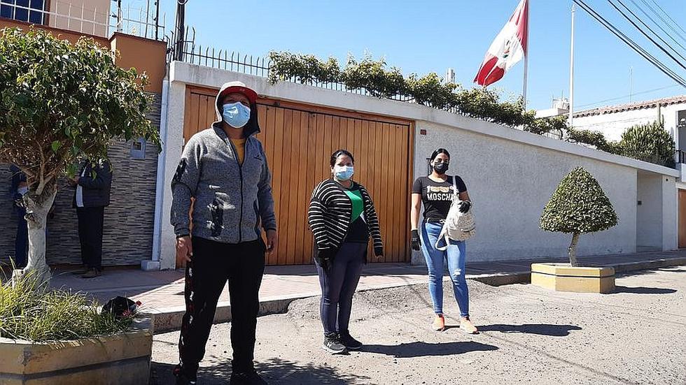 Extranjeros varados buscan retornar a Chile junto a peruanos