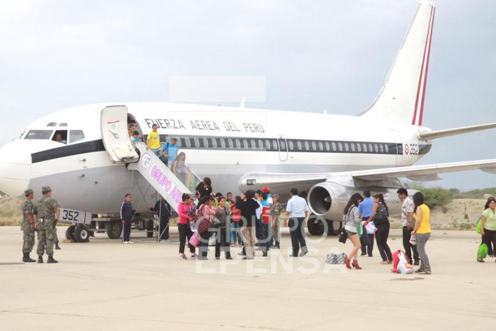 Primer grupo de peruanos varados en Colombia llegó a Piura