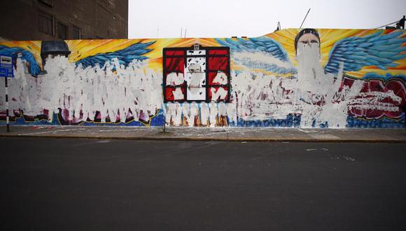 El mural que contenía los rostros de Jack Bryan Pintado e Inti Sotelo fueron borrados por desconocidos. (Foto:HugoCurotto / @photo.gec)