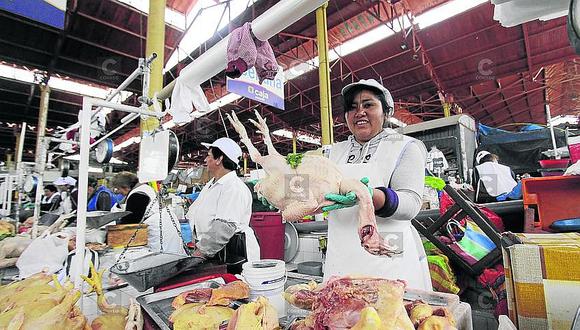 Dos toneladas de pavo para ventas por Navidad en mercado San Camilo