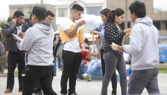 La población ocupada de Lima Metropolitana disminuyó en -23.9% en comparación con similar trimestre del año pasado, según INEI.