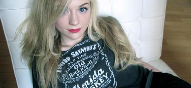 The Walking Dead: Emily Kinney, 'Beth', publica foto desnuda