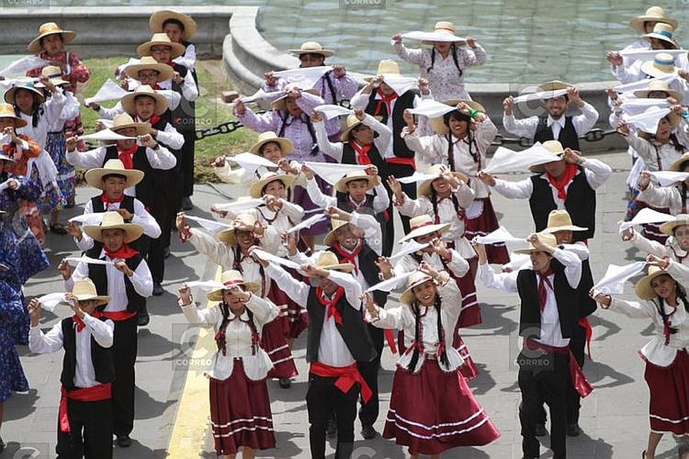 Arequipa logra el Record Guinness con la danza La Benita (FOTOS y VIDEO)