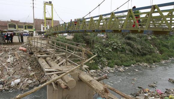 Vecinos de Los Olivos reclaman a comuna por puentes 