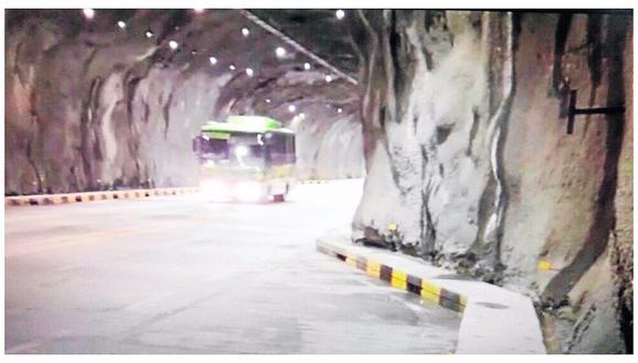 Fiscal inspecciona Tunel Yanango por filtración de agua 