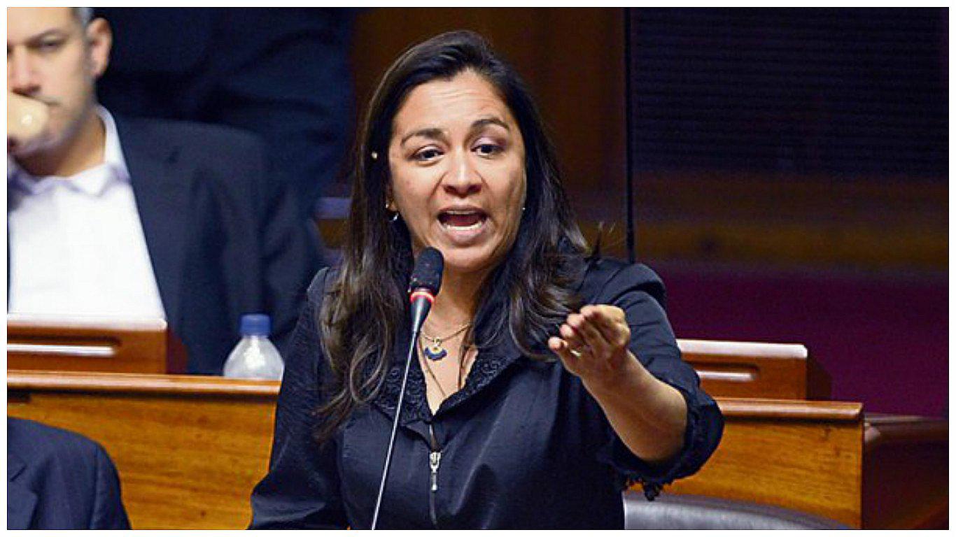 Marisol Espinoza sobre proyecto de gas: "Quiero el gas barato pero sin faenones"