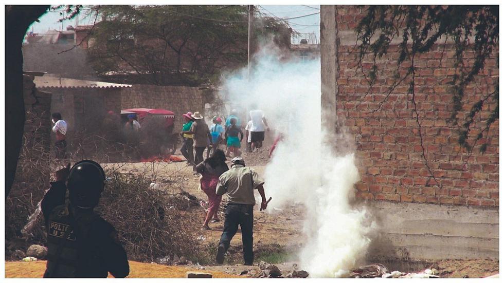 Desalojan a más de 400 familias en José Leonardo Ortiz (FOTOS)