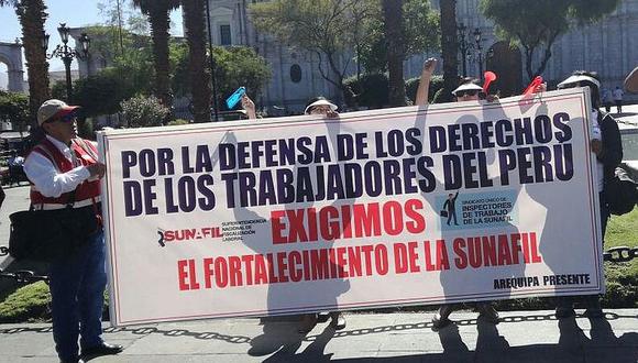 Inspectores de Sunafil empiezan con huelga indefinida en Arequipa