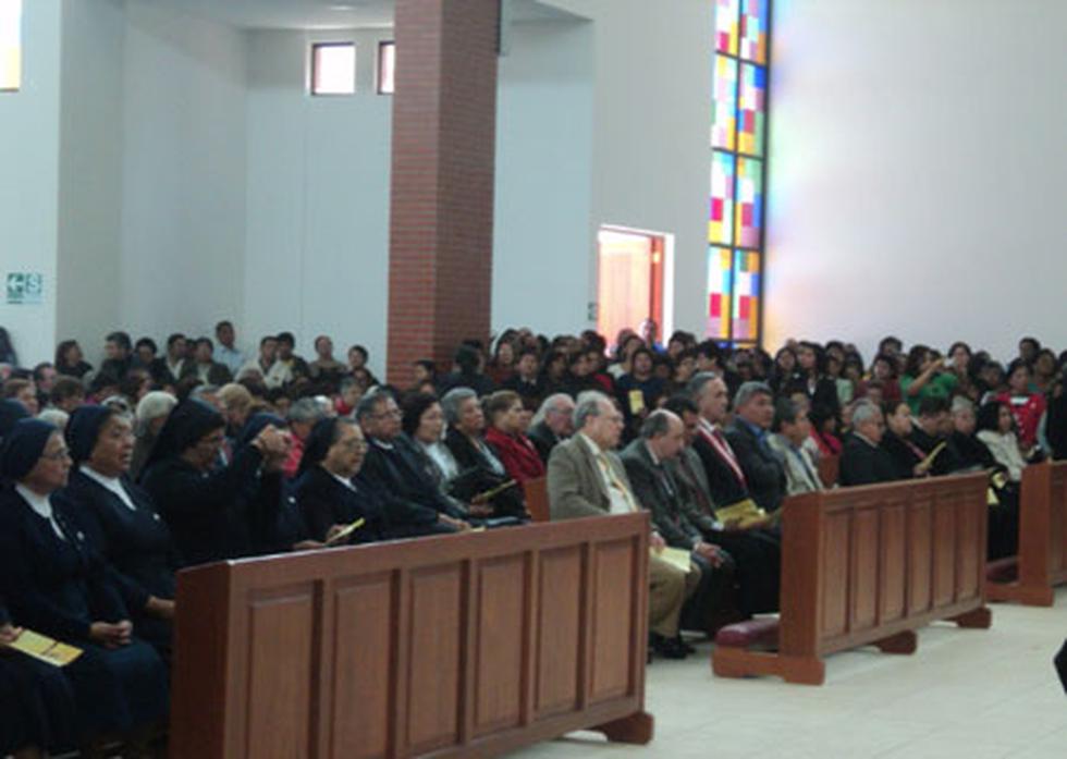 Cipriani bendijo nuevo templo de San Clemente