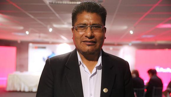 Walter Aduviri es suspendido 120 días por Consejo Regional de Puno
