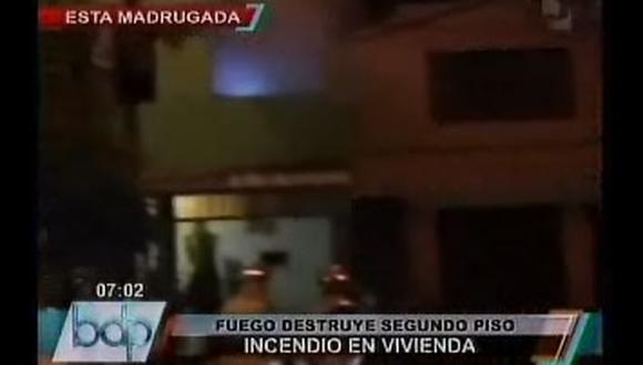 Terrible incendio en San Juan de Lurigancho movilizó a varias unidades de bomberos