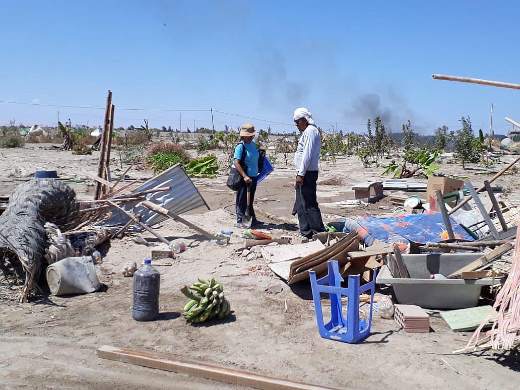 Destruyen más de cien casas por orden judicial en La Yarada Los Palos